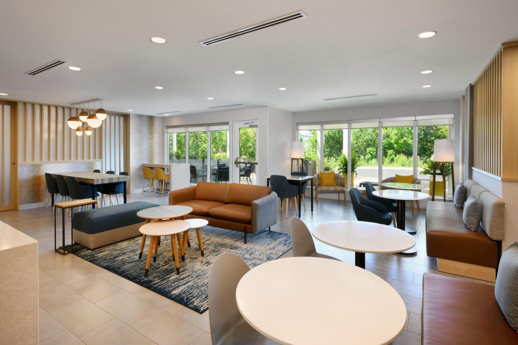 Towneplace Suites By Marriott Oxford Al Ngoại thất bức ảnh